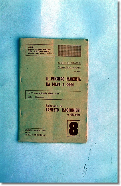 Clicca per scorrere le foto originali ingrandite