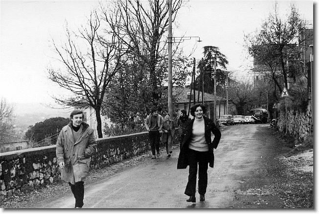 Clicca per scorrere le foto originali ingrandite