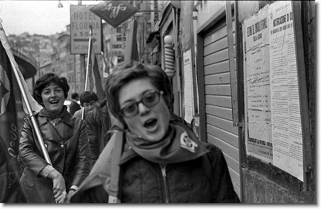 Clicca per scorrere le foto originali ingrandite