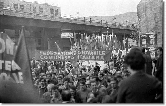 Clicca per scorrere le foto originali ingrandite