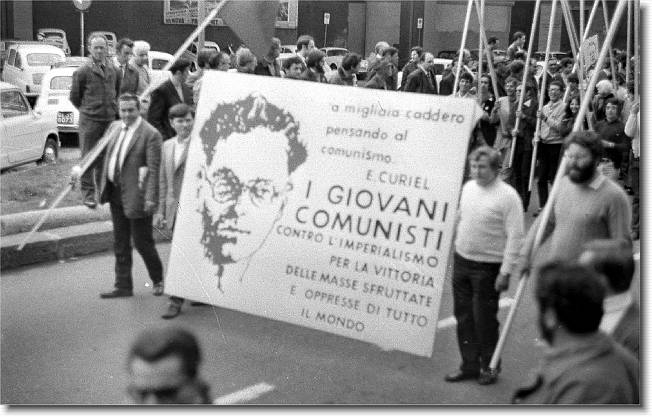 Clicca per scorrere le foto originali ingrandite