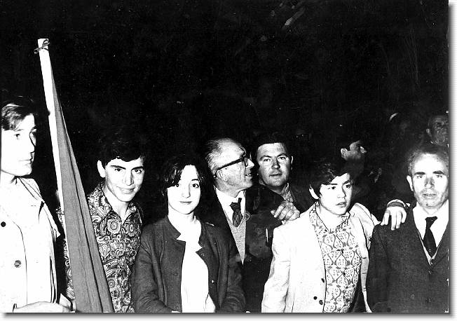 Clicca per scorrere le foto originali ingrandite