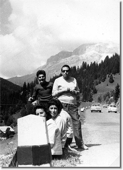 Clicca per scorrere le foto originali ingrandite