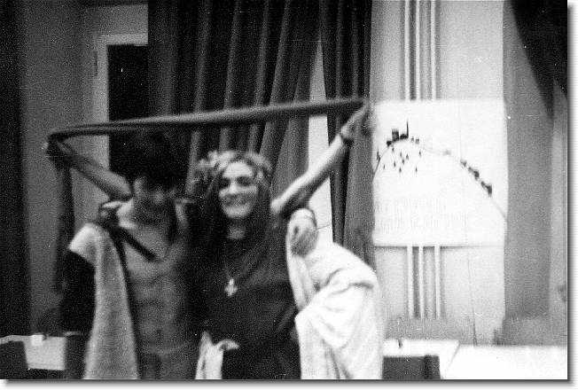 Clicca per scorrere le foto originali ingrandite