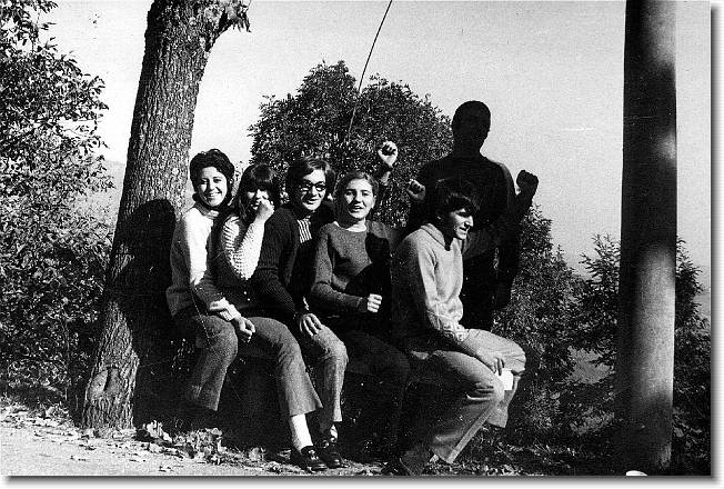 Clicca per scorrere le foto originali ingrandite