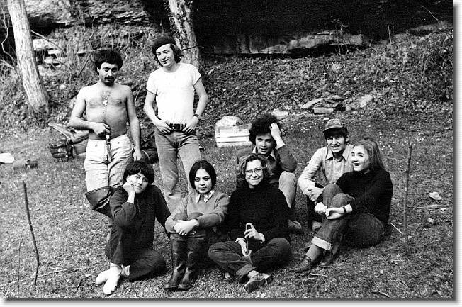 Clicca per scorrere le foto originali ingrandite