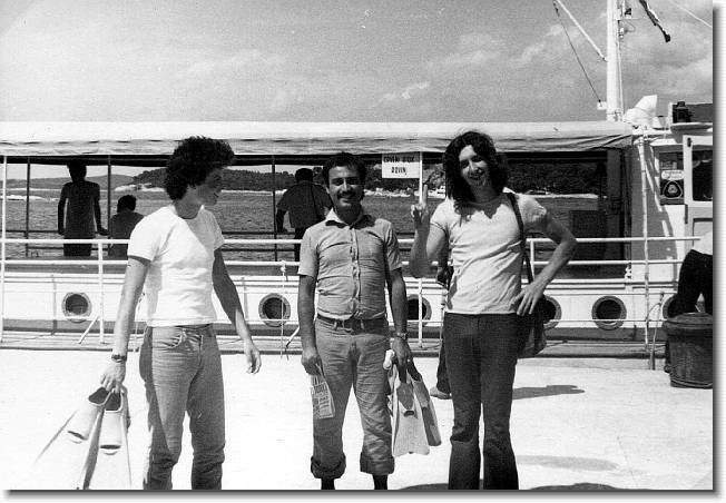 Clicca per scorrere le foto originali ingrandite