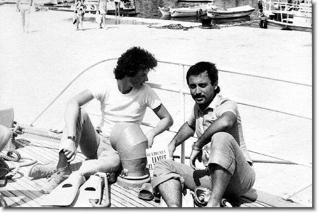 Clicca per scorrere le foto originali ingrandite