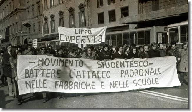 Clicca per scorrere le foto originali ingrandite