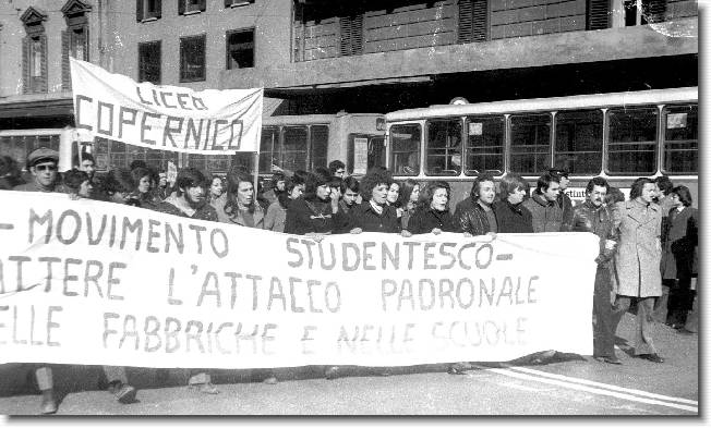 Clicca per scorrere le foto originali ingrandite