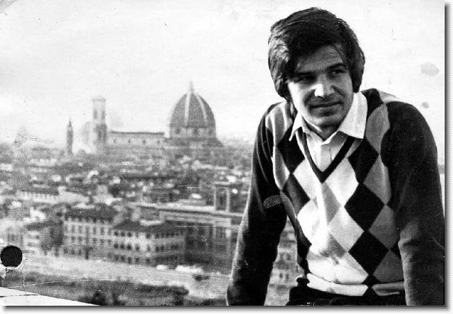 Clicca per scorrere le foto originali ingrandite