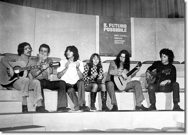 Clicca per scorrere le foto originali ingrandite