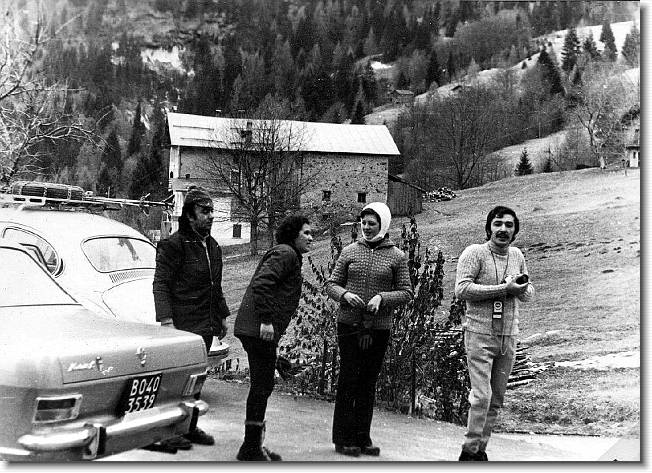 Clicca per scorrere le foto originali ingrandite
