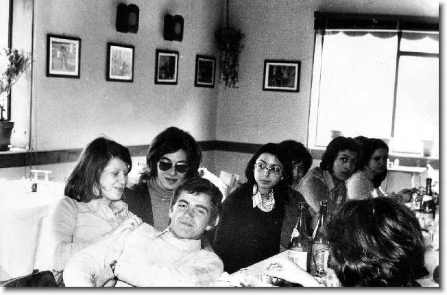 Clicca per scorrere le foto originali ingrandite