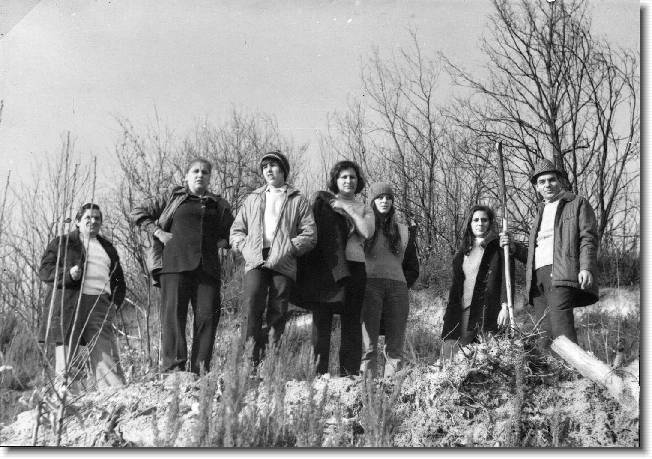 Clicca per scorrere le foto originali ingrandite