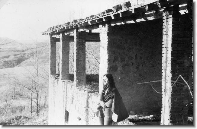 Clicca per scorrere le foto originali ingrandite