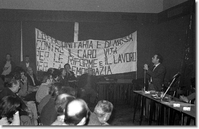 Clicca per scorrere le foto originali ingrandite