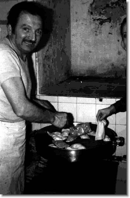 Clicca per scorrere le foto originali ingrandite