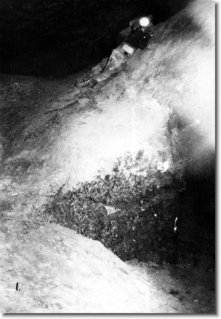 Clicca per scorrere le foto originali ingrandite