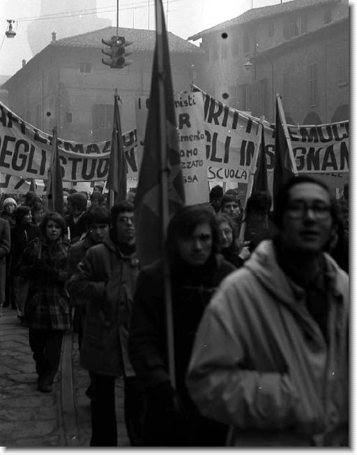 Clicca per scorrere le foto originali ingrandite