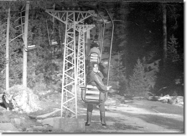 Clicca per scorrere le foto originali ingrandite