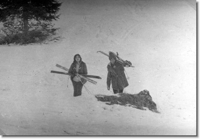 Clicca per scorrere le foto originali ingrandite