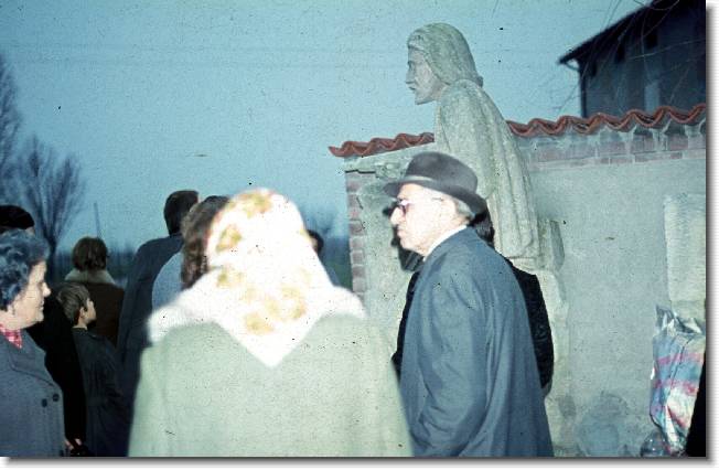 Clicca per scorrere le foto originali ingrandite