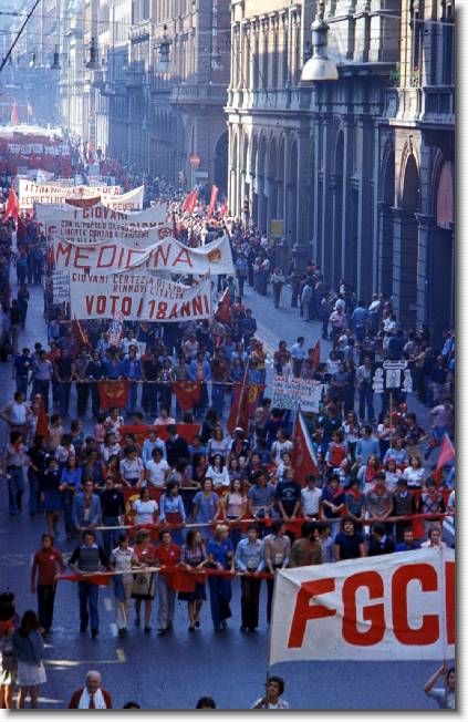 Clicca per scorrere le foto originali ingrandite