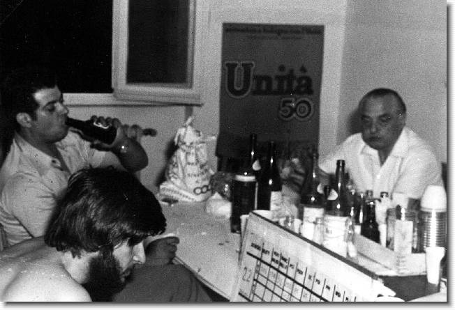 Clicca per scorrere le foto originali ingrandite