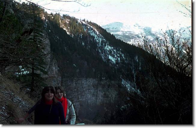 Clicca per scorrere le foto originali ingrandite