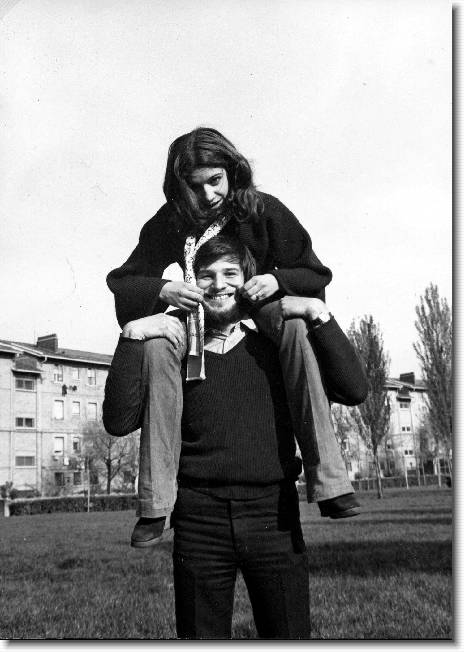 Clicca per scorrere le foto originali ingrandite