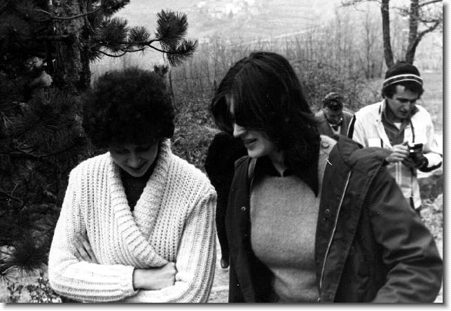Clicca per scorrere le foto originali ingrandite
