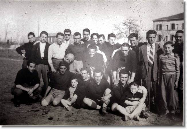 Clicca per scorrere le foto originali ingrandite