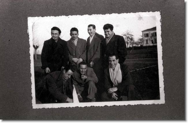 Clicca per scorrere le foto originali ingrandite
