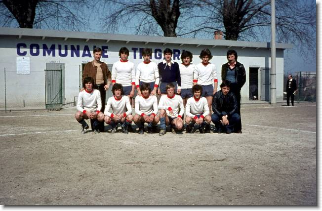 Clicca per scorrere le foto originali ingrandite
