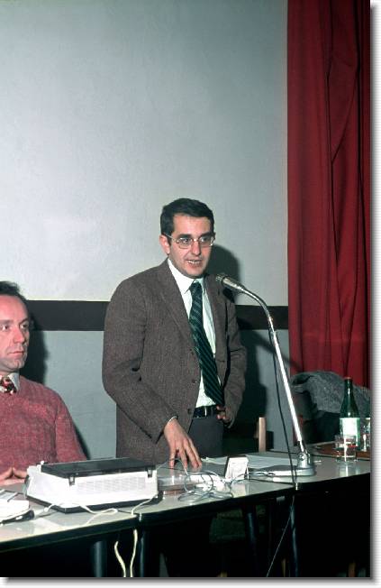 Clicca per scorrere le foto originali ingrandite