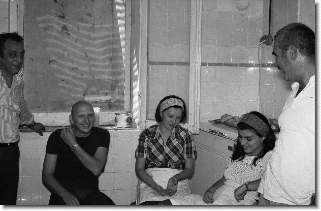 Clicca per scorrere le foto originali ingrandite