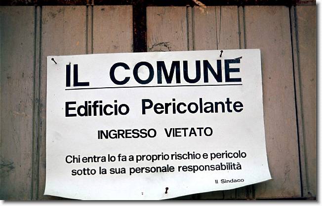 Clicca per scorrere le foto originali ingrandite