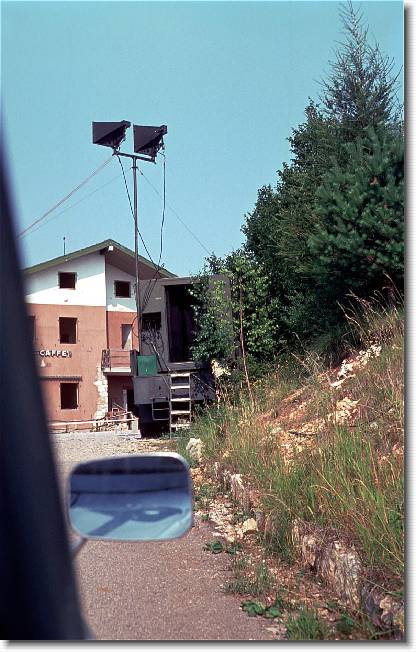 Clicca per scorrere le foto originali ingrandite