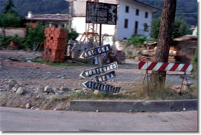 Clicca per scorrere le foto originali ingrandite