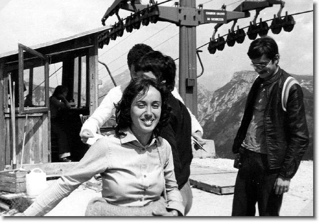 Clicca per scorrere le foto originali ingrandite