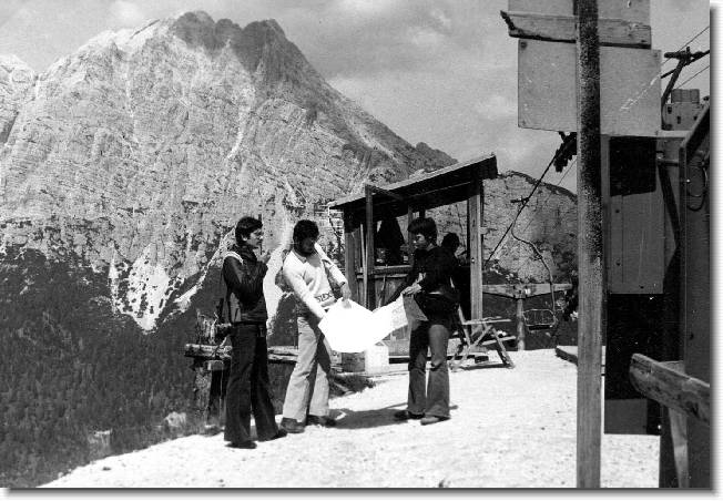Clicca per scorrere le foto originali ingrandite