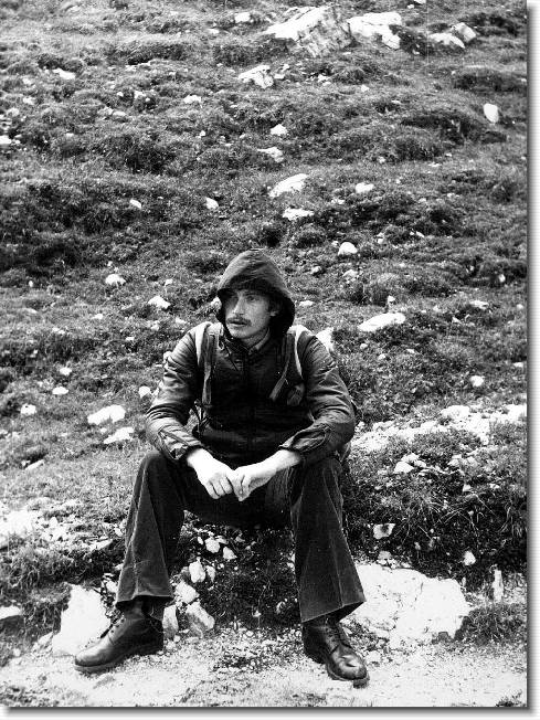 Clicca per scorrere le foto originali ingrandite
