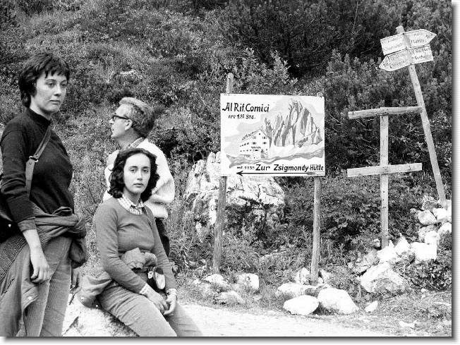 Clicca per scorrere le foto originali ingrandite