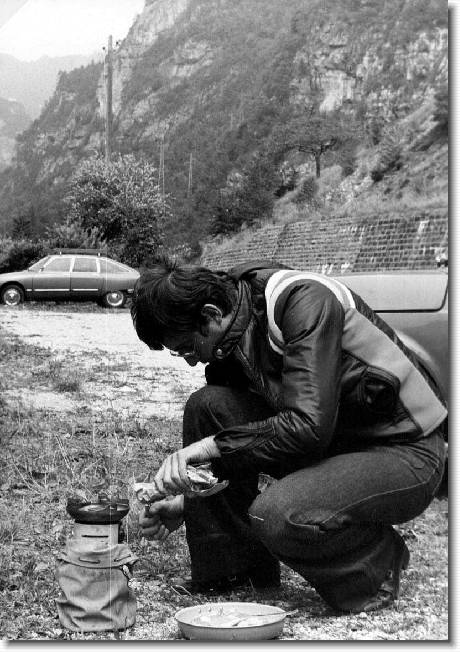 Clicca per scorrere le foto originali ingrandite