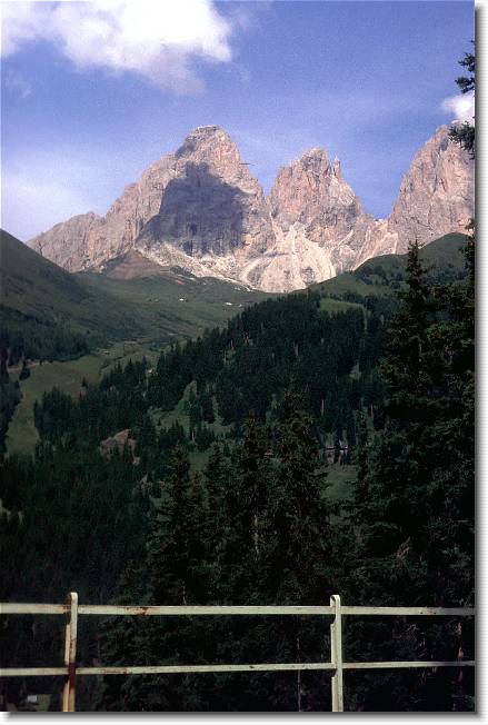 Clicca per scorrere le foto originali ingrandite