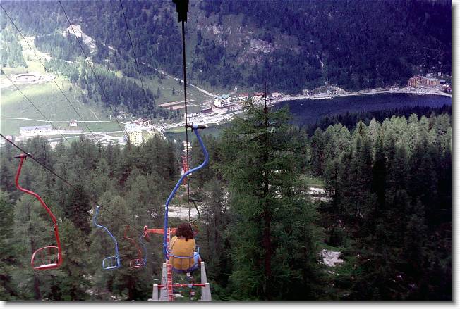 Clicca per scorrere le foto originali ingrandite