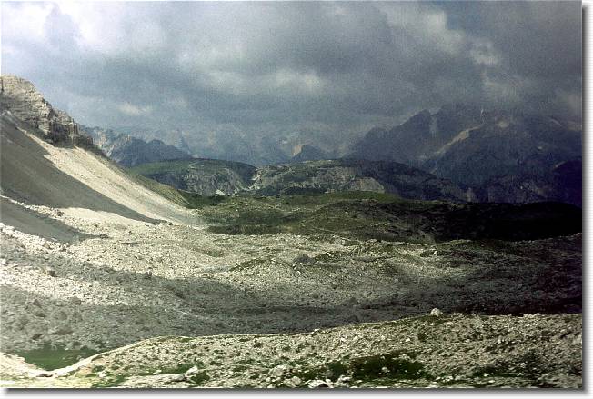Clicca per scorrere le foto originali ingrandite
