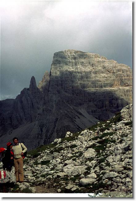 Clicca per scorrere le foto originali ingrandite