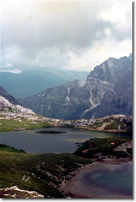Clicca per scorrere le foto originali ingrandite